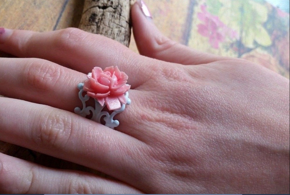 Cabbage Rose, Vintage ring, Shabby Chic Ring, Vintage Wedding, Bridesmaid Gift, Flower Ring, Weddings, Back to School, Game Con, UniqueGifts